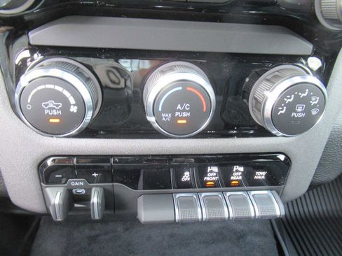 New 2026 RAM 1500 Warlock AWD/4WD image 35