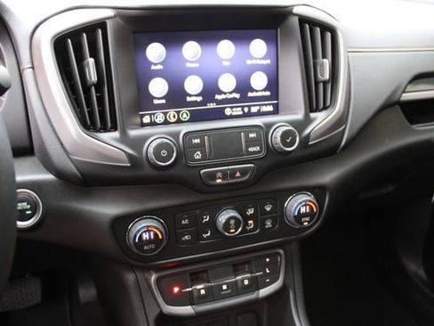 Used 2024 GMC Terrain AT4 w/ Infotainment Package II image 6