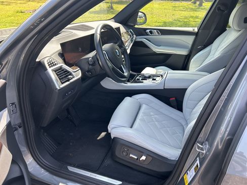 Used 2024 BMW X5 sDrive40i w/ Premium Package image 7