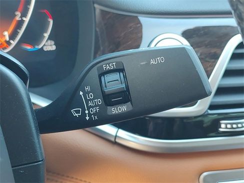 Used 2022 BMW 750i xDrive 750i xDrive image 25