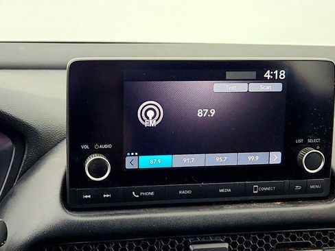 Used 2023 Honda HR-V LX image 18