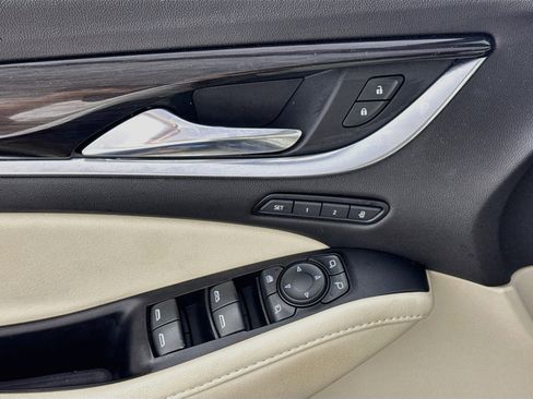 Used 2023 Buick Enclave Premium w/ Experience Buick Package image 22