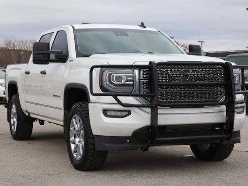 Used 2018 GMC Sierra 1500 SLT image 4