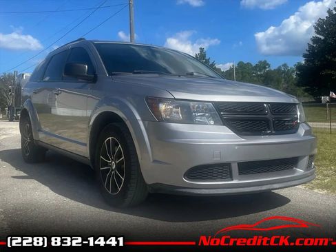 Used 2018 Dodge Journey SE w/ Popular Equipment Group image 1