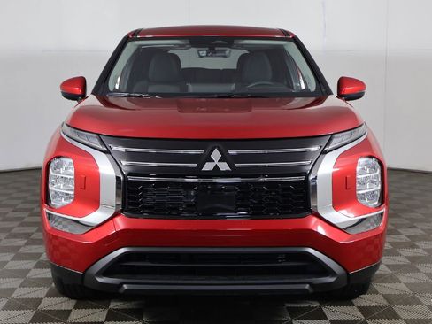 New 2026 Mitsubishi Outlander ES AWD/4WD image 11