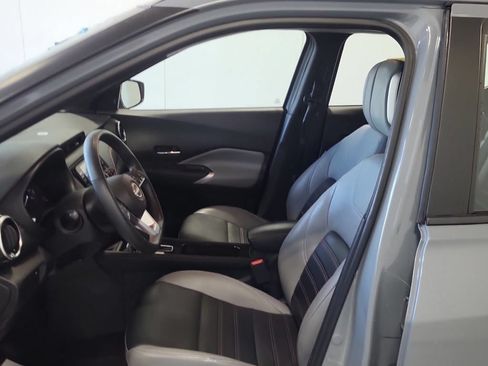 Used 2023 Nissan Kicks SR w/ SR Premium Package FWD image 7