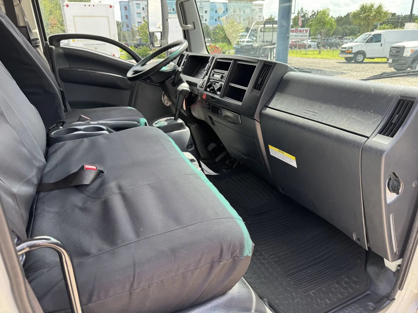 Used 2024 Isuzu NPR RWD image 24