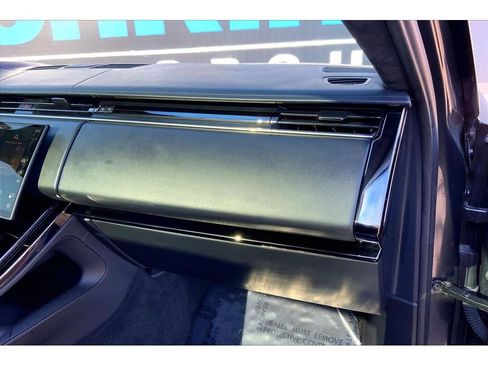 Used 2025 Land Rover Range Rover Sport Autobiography image 18