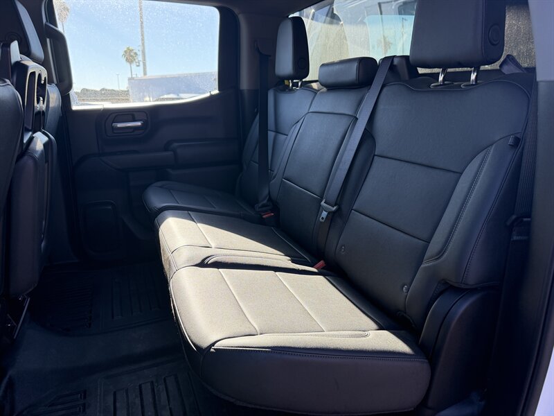 Used 2024 Chevrolet Silverado 1500 W/T w/ Trailering Package AWD/4WD image 12