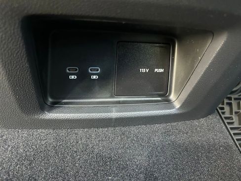 New 2026 Volkswagen Atlas Cross Sport SE FWD image 46