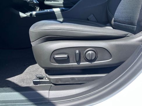 Used 2026 Buick Envista Preferred w/ Convenience I Package FWD image 9