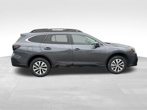 Certified 2022 Subaru Outback Premium AWD/4WD image 8