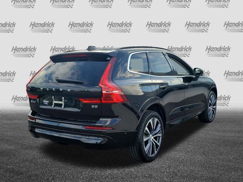 Used 2022 Volvo XC60 B5 Momentum w/ Advanced Package FWD image 7