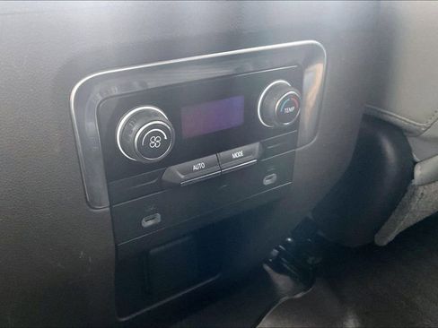 Used 2021 Chevrolet Tahoe LT image 12