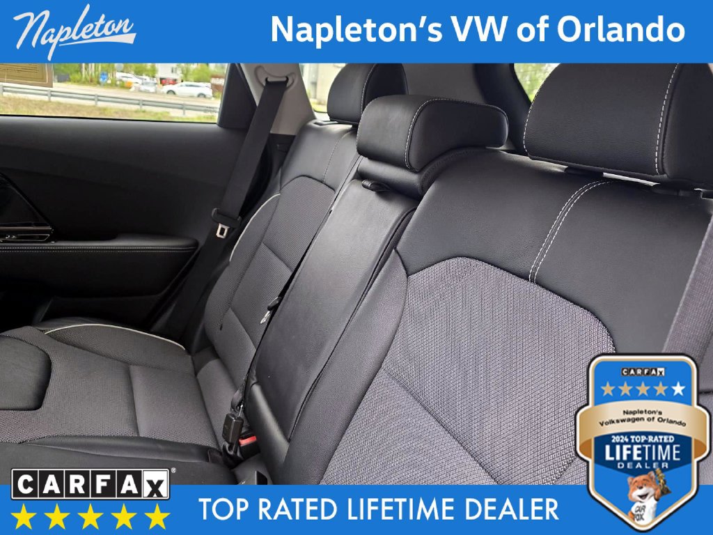 Used 2022 Kia Niro EX FWD image 29