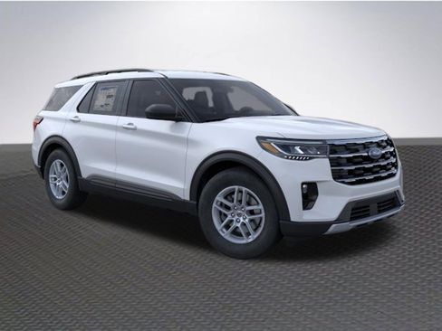 New 2026 Ford Explorer Active w/ Active Comfort Package RWD image 7