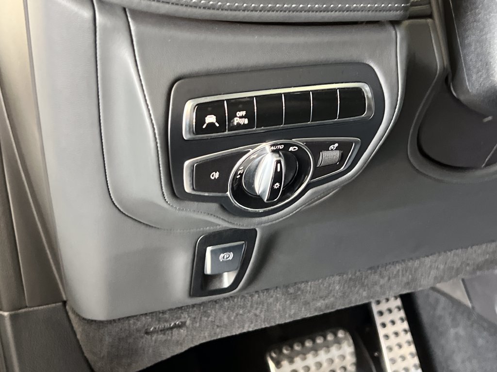 Used 2024 Mercedes-Benz G 550 image 31