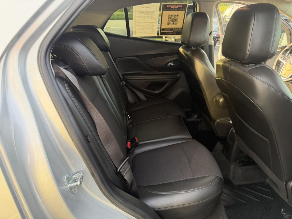 Certified 2022 Buick Encore Preferred AWD/4WD image 35