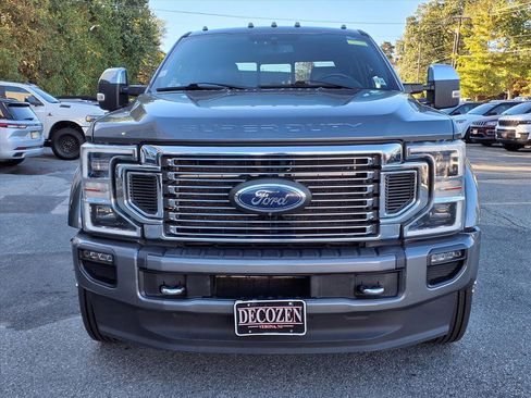 Used 2021 Ford F450 Platinum w/ FX4 Off-Road Package image 2