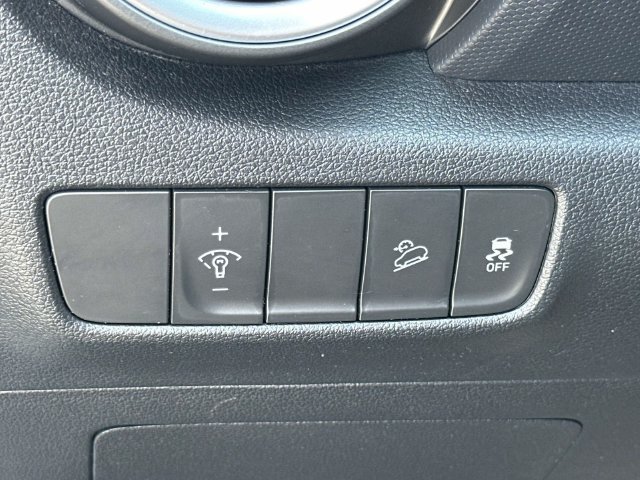 Used 2022 Hyundai Kona SEL AWD/4WD image 11