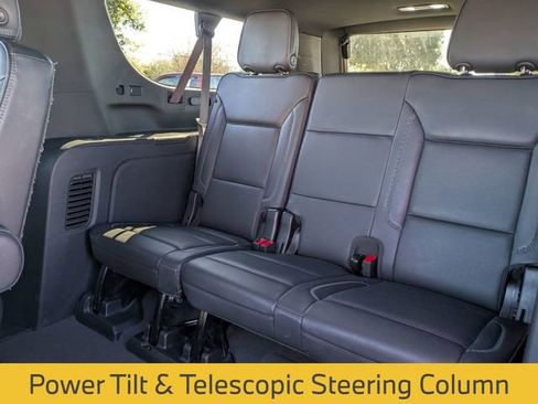 Used 2024 GMC Yukon XL Denali image 30