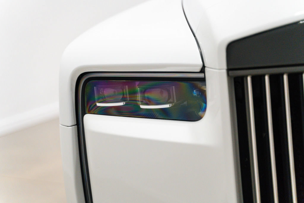 Used 2025 Rolls-Royce Cullinan Black Badge AWD/4WD image 8