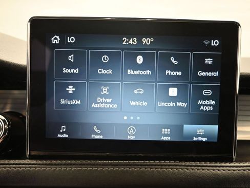 Used 2022 Lincoln Corsair AWD w/ Equipment Group 101A image 17