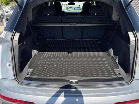 New 2025 Audi Q7 3.0T Prestige image 26