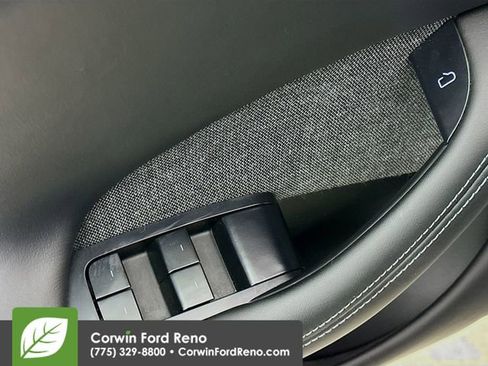 Used 2023 Tesla Model S Standard Range image 17