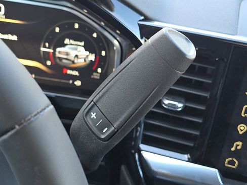 New 2026 GMC Sierra 1500 Elevation image 19