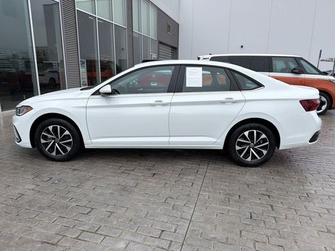 Used 2025 Volkswagen Jetta S FWD image 2