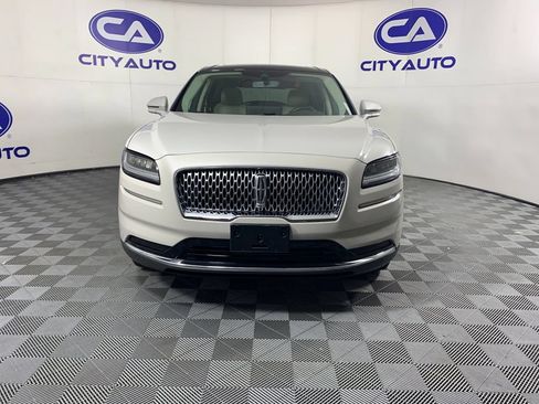 Used 2021 Lincoln Nautilus Reserve w/ Equipment Group 201A FWD image 9