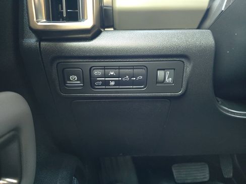 Used 2025 GMC Hummer EV 2X AWD/4WD image 27