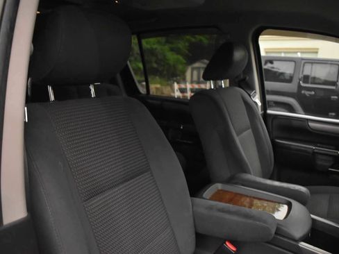 Used 2010 Nissan Armada SE AWD/4WD image 25