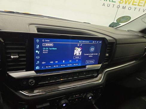 Used 2023 Chevrolet Silverado 1500 LTZ image 19