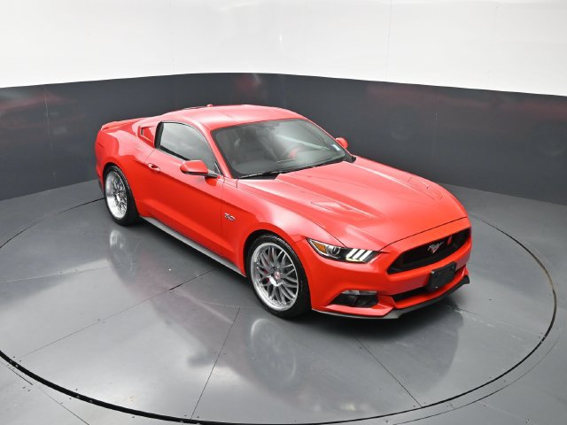 Used 2016 Ford Mustang GT Premium w/ Equipment Group 401A RWD image 24