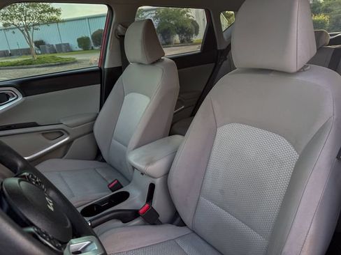 Used 2022 Kia Soul LX FWD image 16
