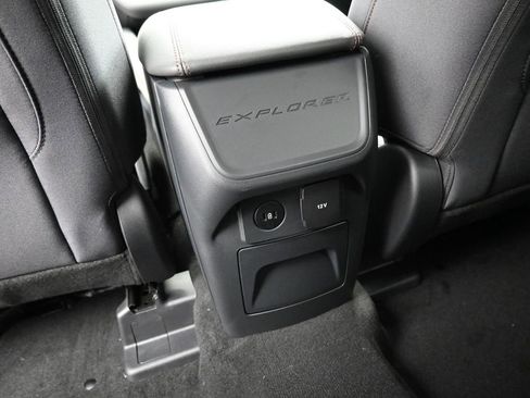 New 2025 Ford Explorer Active image 22