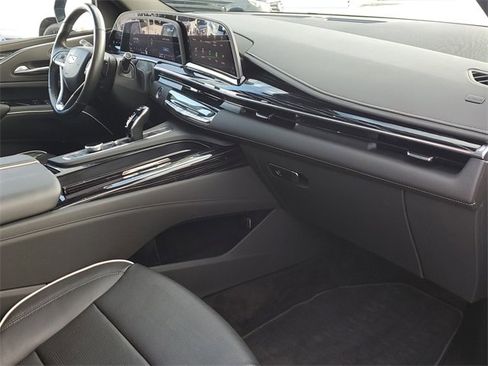 Used 2023 Cadillac Escalade ESV Sport w/ Touring Package image 20