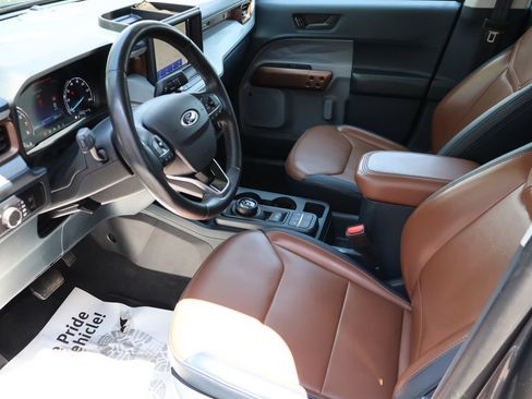 Used 2023 Ford Maverick Lariat w/ Lariat Luxury Package AWD/4WD image 24