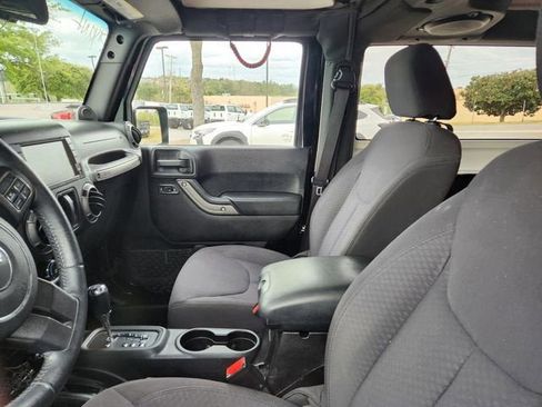 Used 2013 Jeep Wrangler Sport image 6