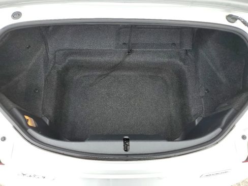 Used 2016 MAZDA MX-5 Miata Grand Touring image 32