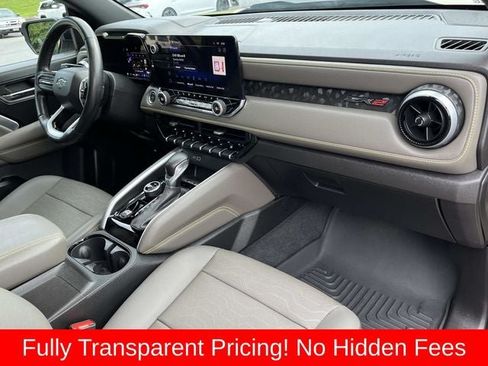 Used 2024 Chevrolet Colorado ZR2 w/ ZR2 Convenience Package III AWD/4WD image 23