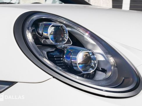 Used 2017 Porsche 911 Turbo S image 3