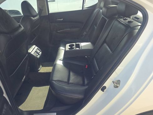 Used 2016 Acura TLX w/ Technology Package FWD image 8