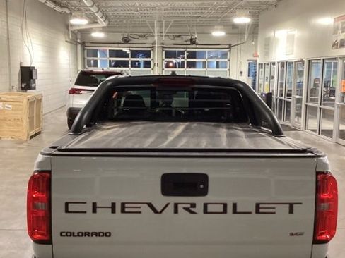 Used 2022 Chevrolet Colorado LT w/ Redline Special Edition image 9