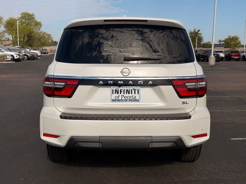 Certified 2024 Nissan Armada SL w/ Captain's Chairs Package RWD image 5