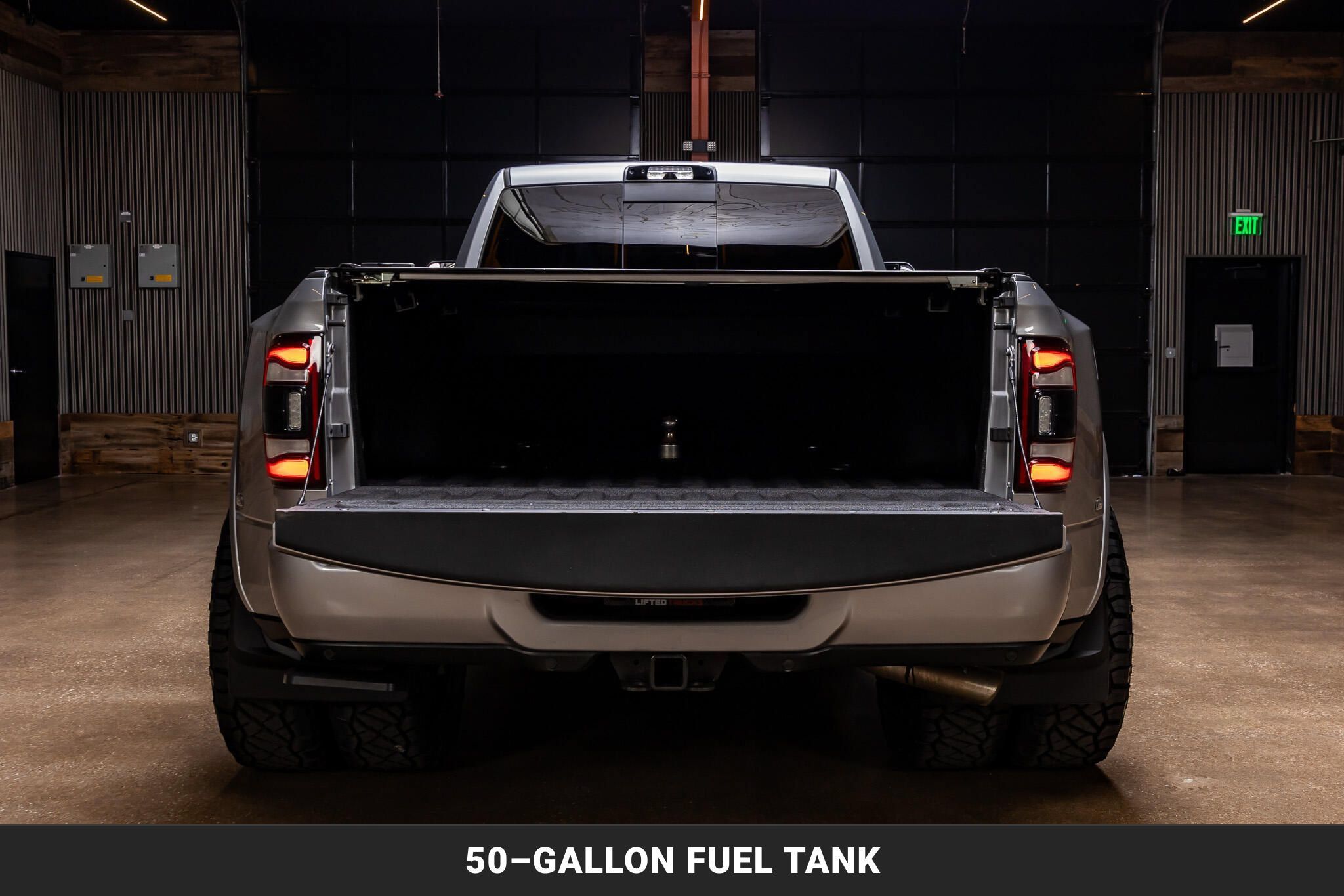Used 2021 RAM 3500 Limited AWD/4WD image 9