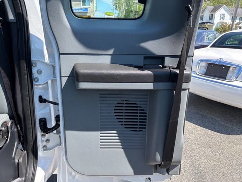 Used 2016 Ford F250 XL w/ XL Appearance Package image 17