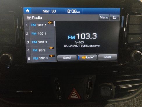 Used 2018 Hyundai Elantra GT Sport w/ Sport Tech Package 04 image 25